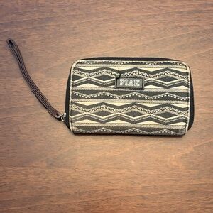 PINK Victoria's Secret Black and Cream Zigzag Wristlet